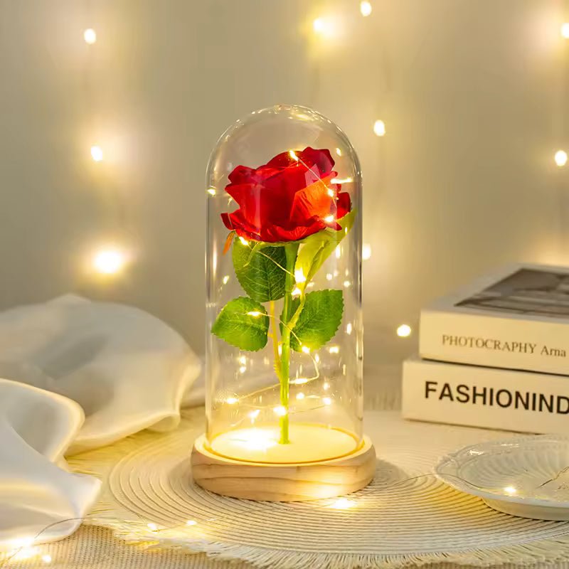 Rose éternelle en forme de dôme en acrylique
